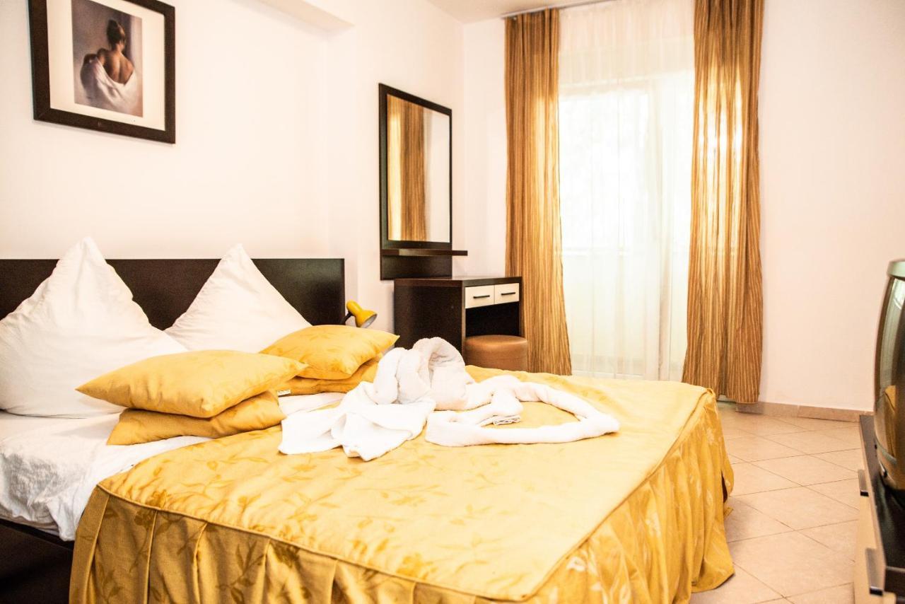 Club Onix Apartments 尼普顿 外观 照片