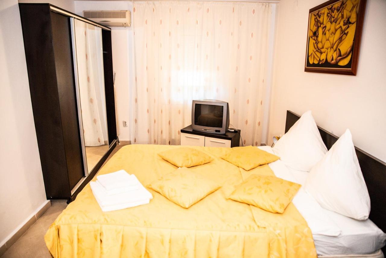Club Onix Apartments 尼普顿 外观 照片