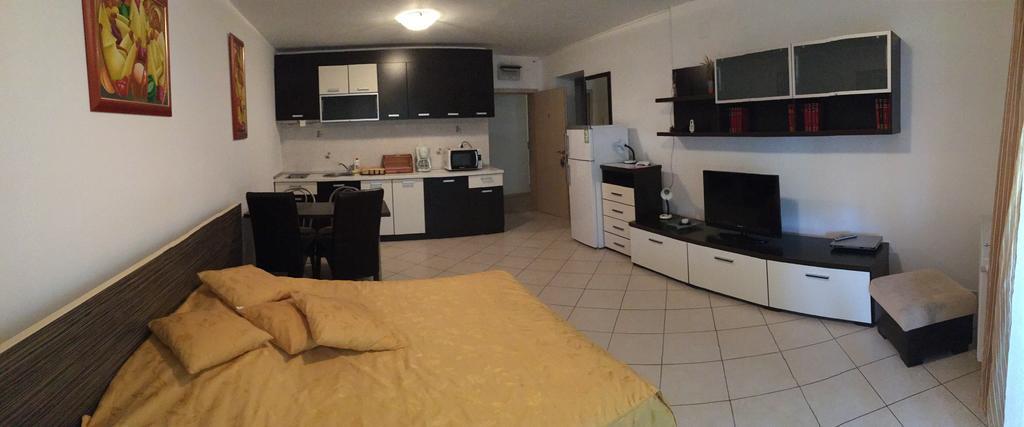 Club Onix Apartments 尼普顿 外观 照片